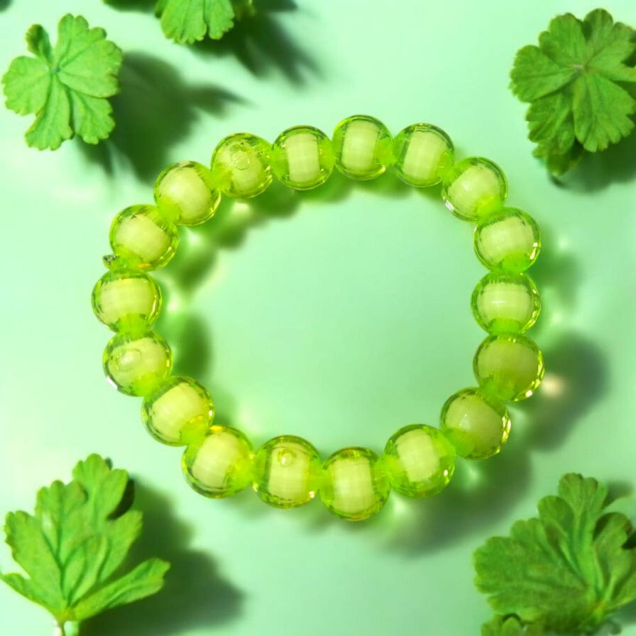 Minik Bilekler Işıldasın! 18 Parlak Yeşil Boncuklu El Emeği Bileklik - SUDE AKSESUAR EVİ