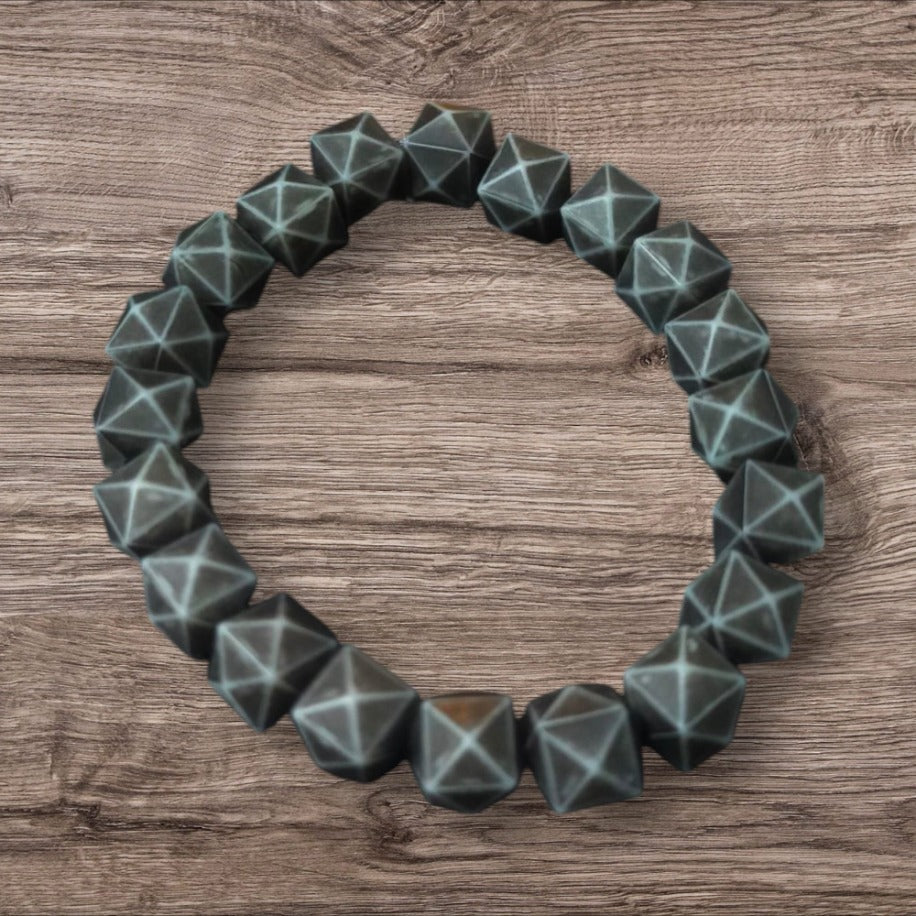 Siyahın Gizemi, Çizgilerin Dinamizmi: El Yapımı Küp Bileklik. - SUDE AKSESUAR EVİ